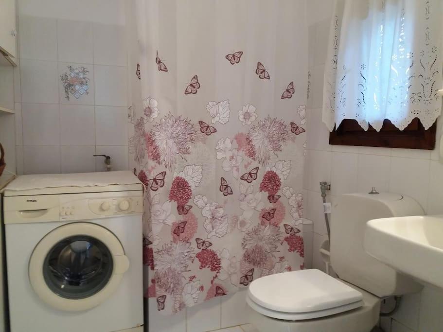Grandpa Simos' Traditional Guest House Agios Romanos Bagian luar foto